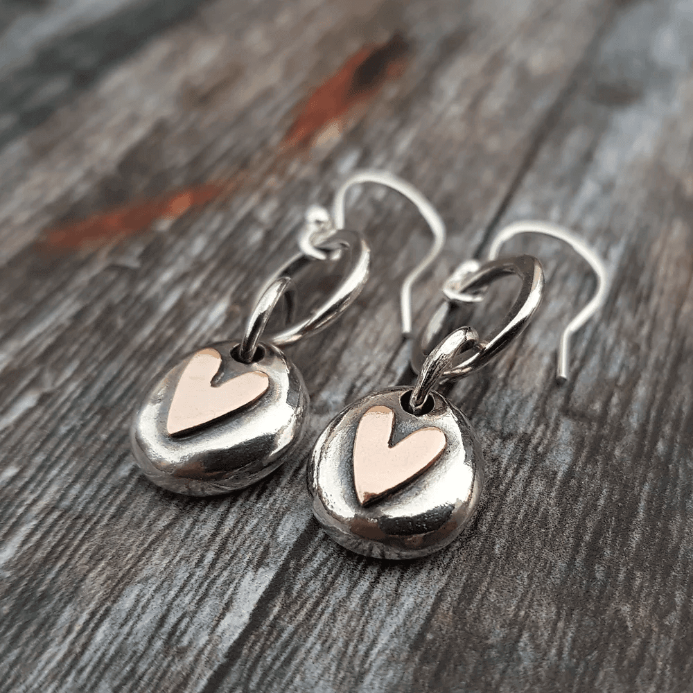 Pebble Heart Drop Earrings – 9ct Gold Hearts