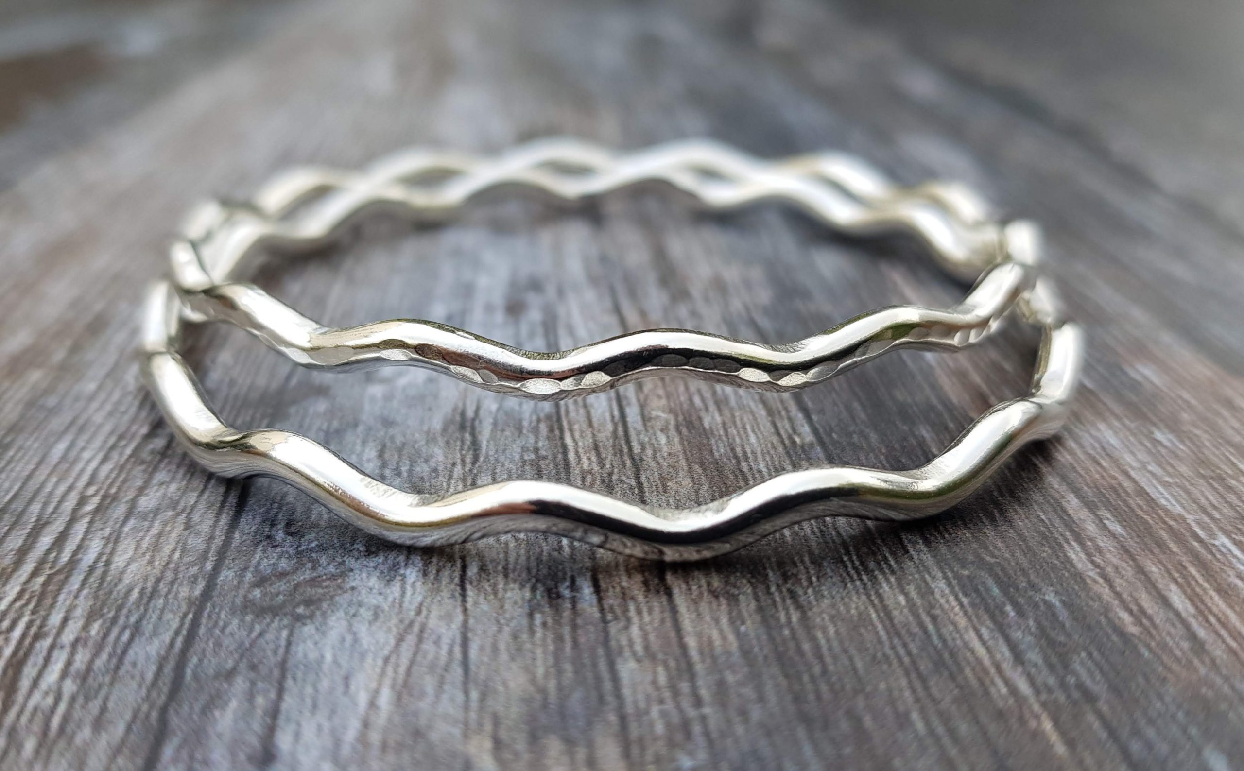Silverpickle Squiggle Bangle
